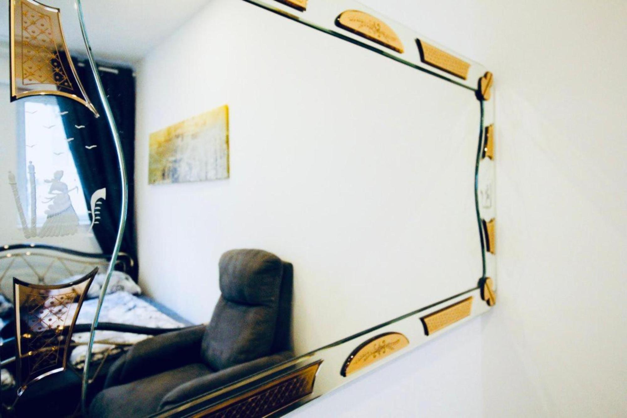 Beautiful 2br And 1lr 10 Minutes To St Stephens *