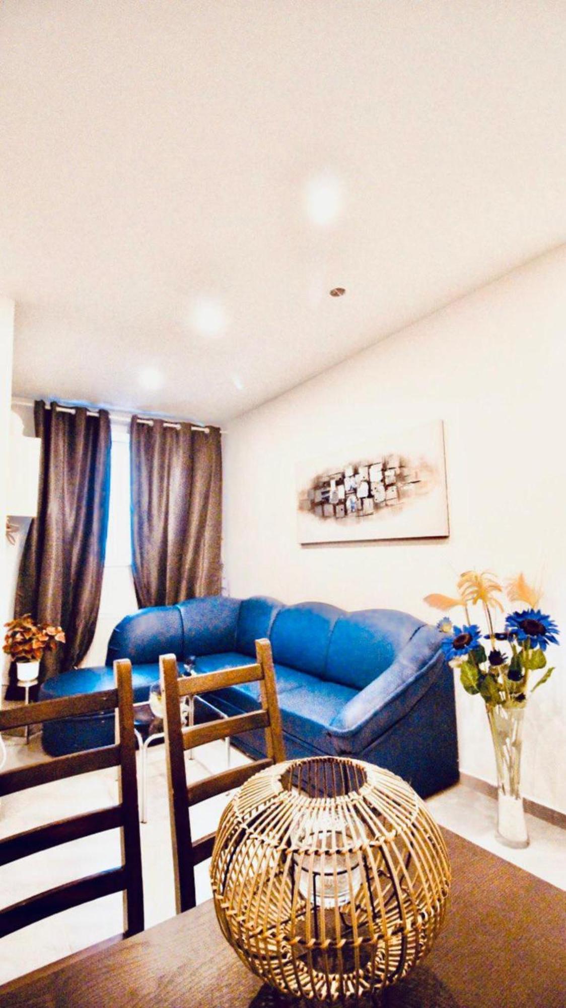 Beautiful 2br And 1lr 10 Minutes To St Stephens Apartment